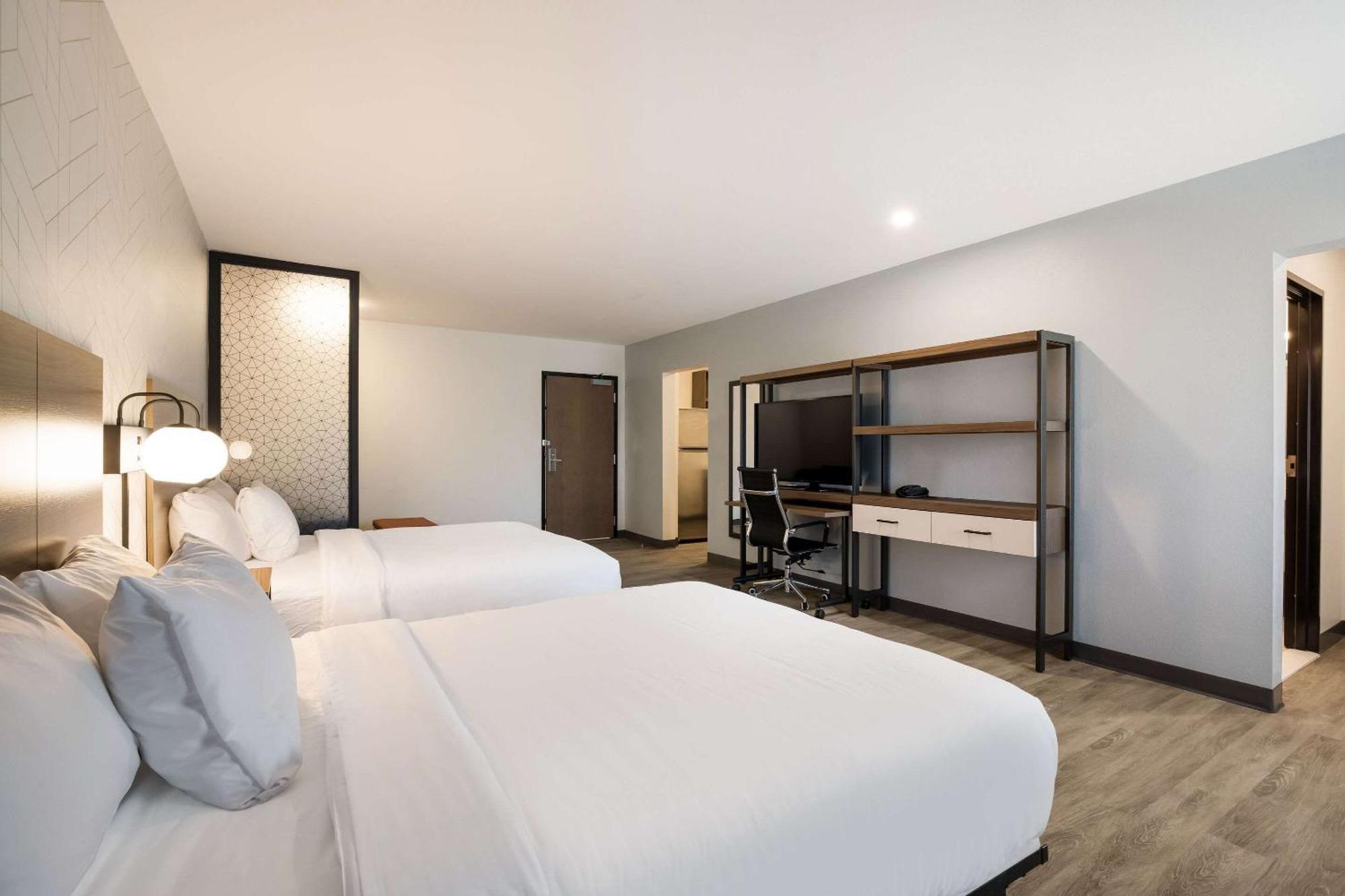 Everhome Suites Corona Dış mekan fotoğraf